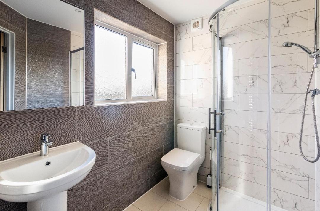 אוקספורד Luxury House 4 Ensuite Bedrooms, Free Parking ,Wifi מראה חיצוני תמונה